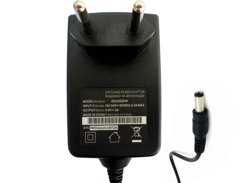 Fonte de Alimentação Ípega KP-CA205 5V 2A 10W Bivolt Automático com Conector Plug P4